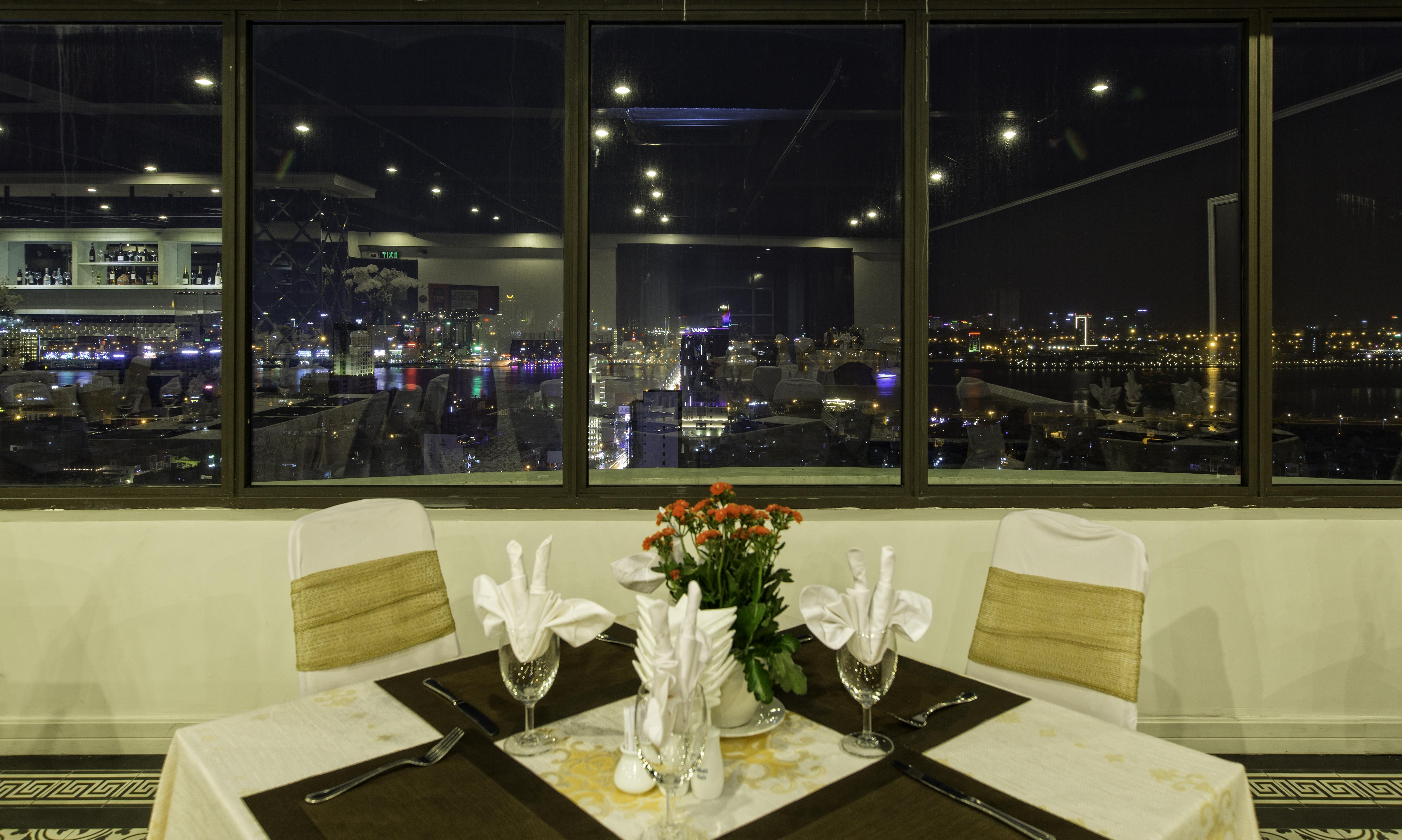 Muong Thanh Luxury Song Han Hotel Da Nang Zewnętrze zdjęcie